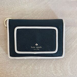 Kate Spade Black and Cream Card Holder